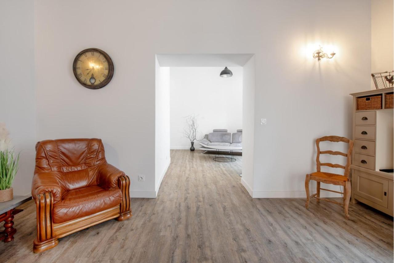 Bright Spacious Well-Equipped Apartment Carcassonne Bagian luar foto